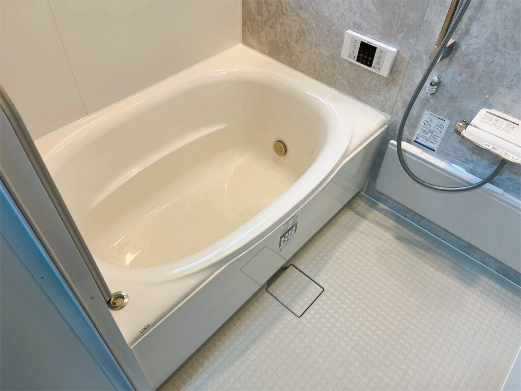 【システムバスで機能向上！寒さ対策も万全】中津市　お風呂リフォーム